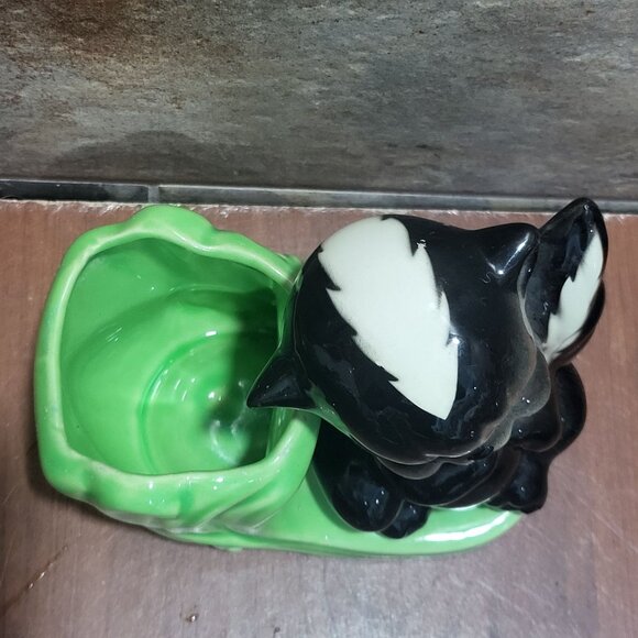 Vintage Shawnee USA Stinker Little Skunk Planter Vase 512 - Picture 3 of 11
